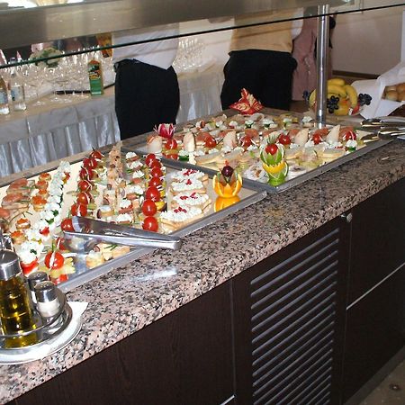 Hotel Condor Mamaia Ngoại thất bức ảnh