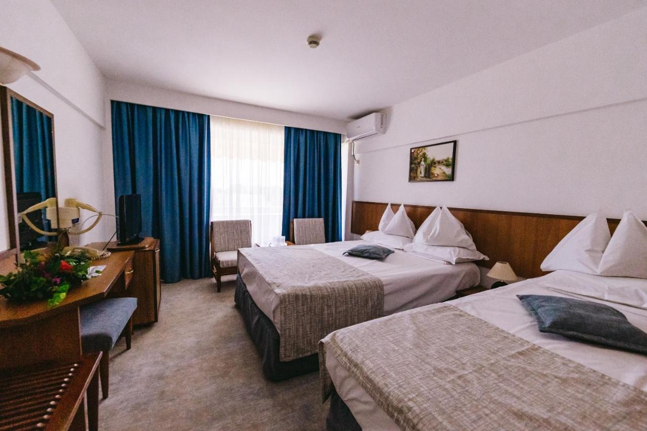 Hotel Condor Mamaia Ngoại thất bức ảnh