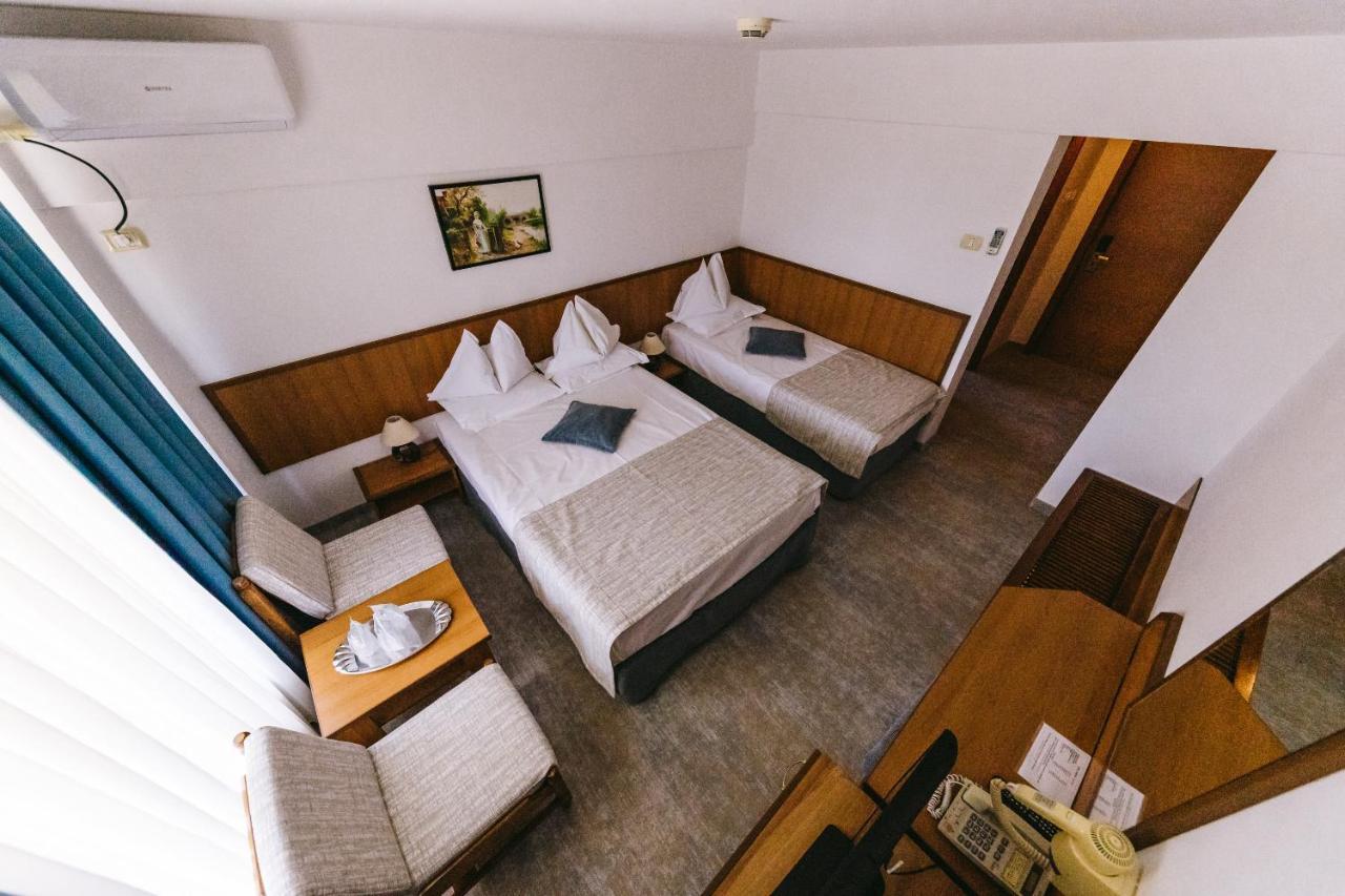 Hotel Condor Mamaia Ngoại thất bức ảnh