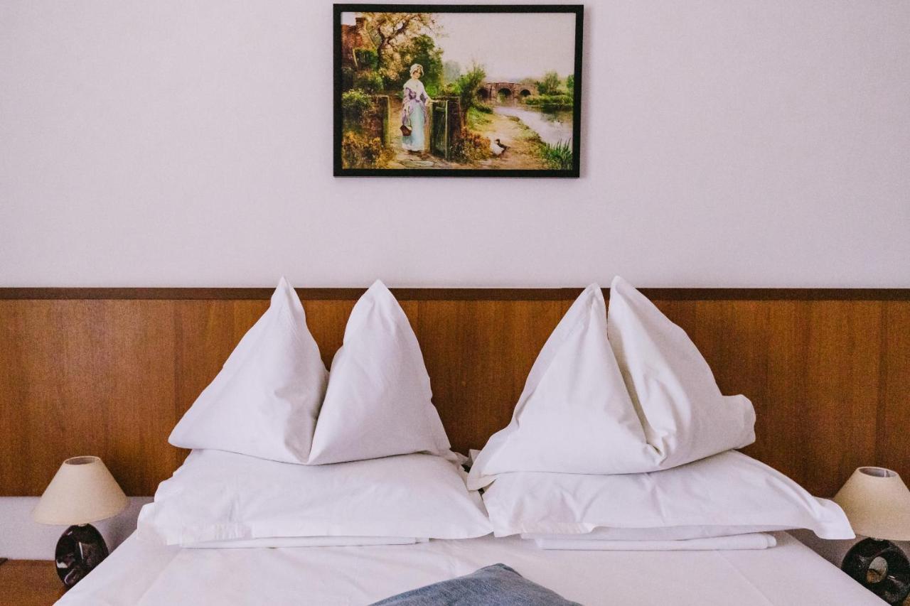 Hotel Condor Mamaia Ngoại thất bức ảnh