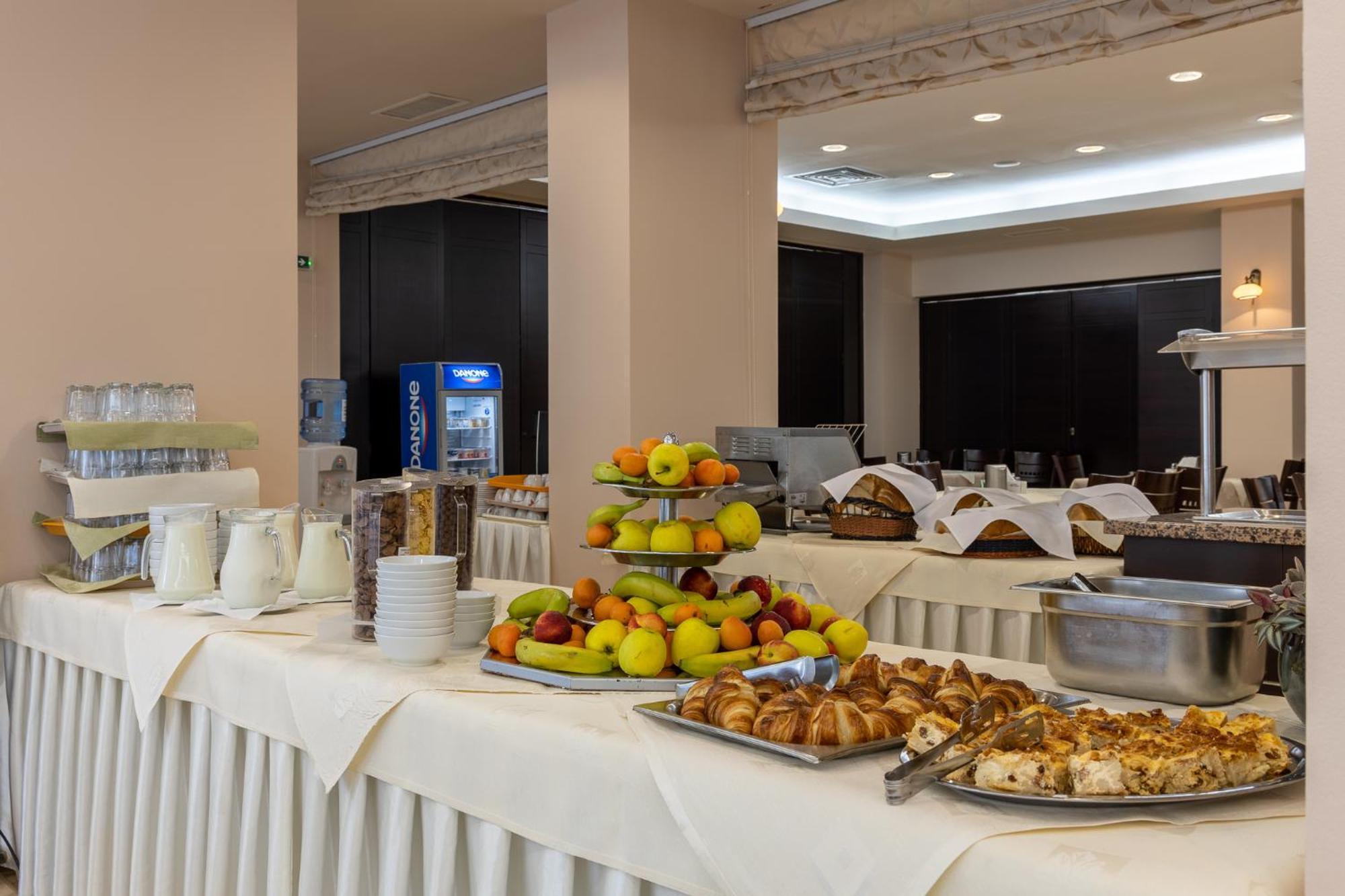 Hotel Condor Mamaia Ngoại thất bức ảnh