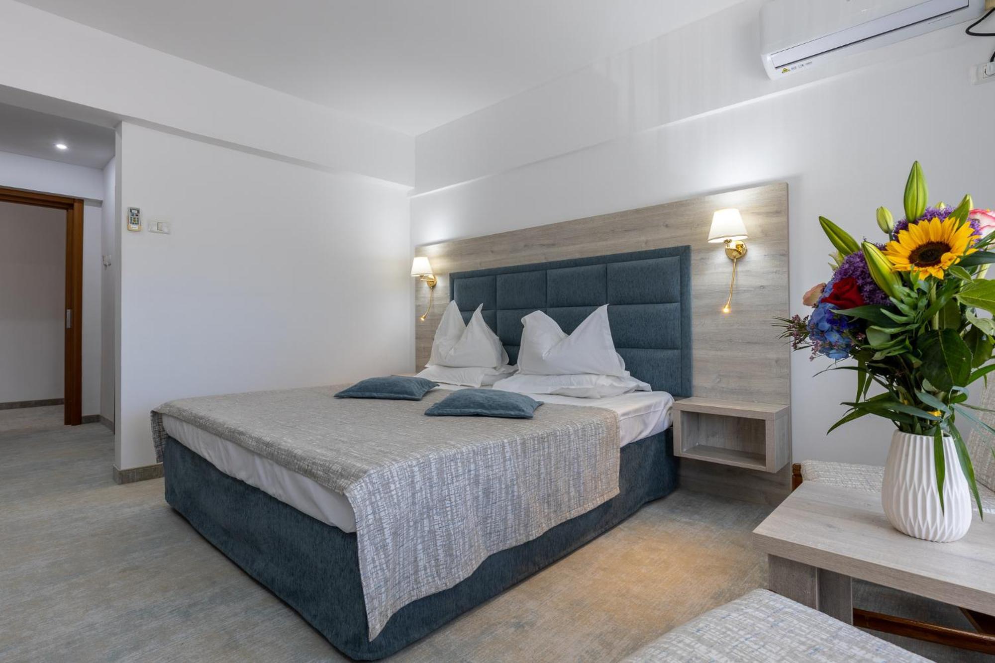 Hotel Condor Mamaia Ngoại thất bức ảnh